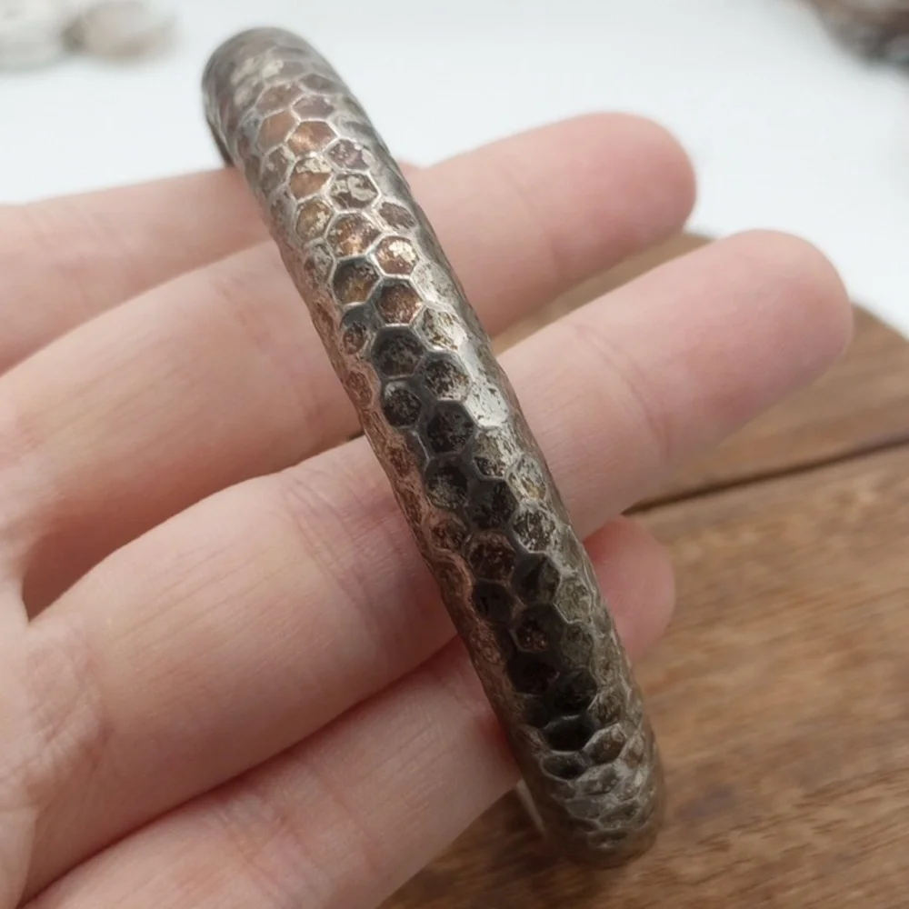 Textured Snakeskin Silver Tone Bangle Bracelet B1001